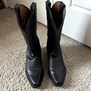 Tony Lama ladies black boots